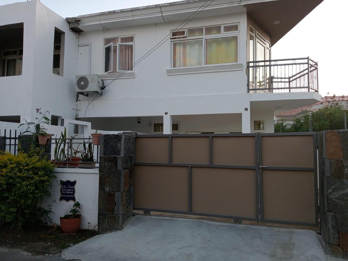 Chetty Tourist Residence Pereybere Beach Luaran gambar